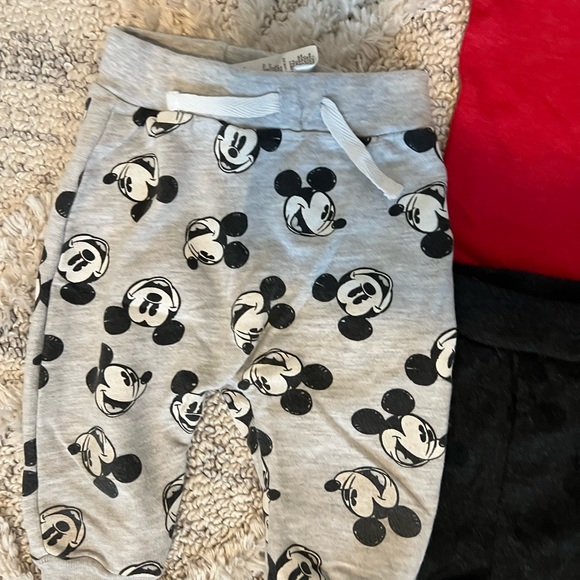 6-9 Month Disney Baby Mickey Set - Picture 5 of 6